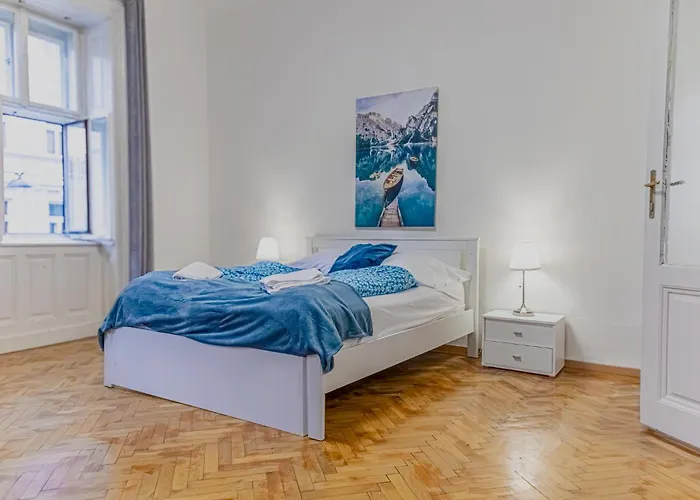 דירה Cozy 2br For Up To 6p, Near Wiener Stadthalle *
