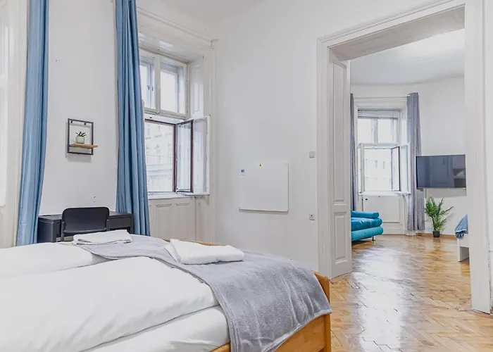 דירה Cozy 2br For Up To 6p, Near Wiener Stadthalle
