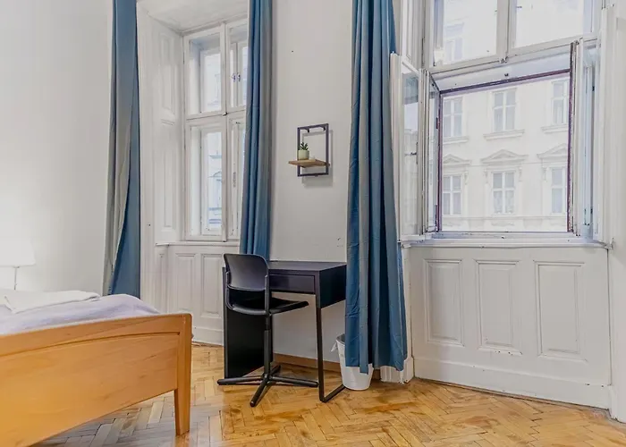 דירה Cozy 2br For Up To 6p, Near Wiener Stadthalle *