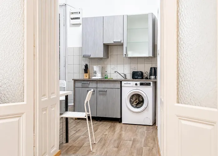 דירה Cozy 2br For Up To 6p, Near Wiener Stadthalle